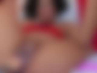Ashleyy-23, modelo webcam MILF transmitiendo en vivo
