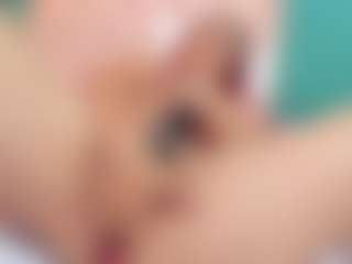 TinnaFlirt1's Live Sex Cam Show