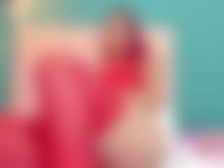Live cam show with TinnaFlirt1 - Big Tits on Uber Horny
