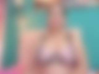 TinnaFlirt1's Live Sex Cam Show