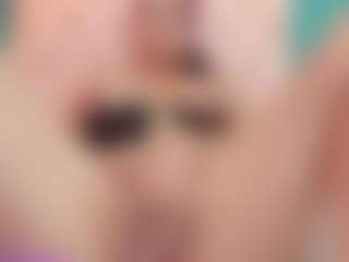 Live cam show with TinnaFlirt1 - Red Hair Amateur on nudelive.tv