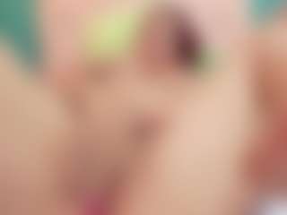 Live cam show with TinnaFlirt1 - Red Hair Blowjob on Milf Play