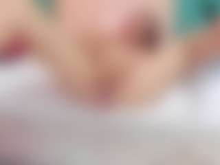 Live cam show with TinnaFlirt1 - Red Hair on Camsoda