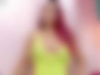 Live cam show with TinnaFlirt1 - Bedroom Red Hair on Camsoda