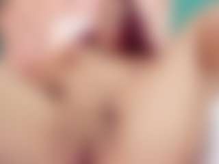 Live cam show with TinnaFlirt1 - Control on crypto-cams