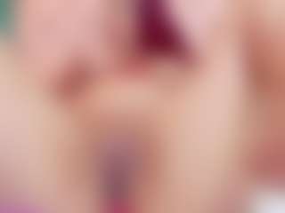 TinnaFlirt1's Live Sex Cam Show