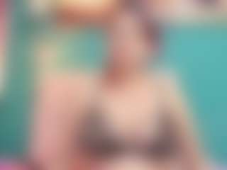 Live cam show with TinnaFlirt1 - Red Hair on AdultVida.com