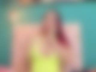 Live cam show with TinnaFlirt1 - BBW on TeamSkeetLive