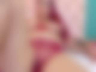 Live cam show with TinnaFlirt1 - Red Hair on Camsoda