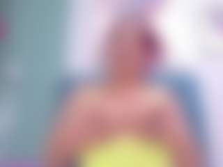 TinnaFlirt1's Live Sex Cam Show