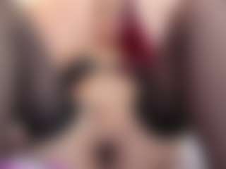 Live cam show with TinnaFlirt1 - Red Hair Squirt on Big Tits