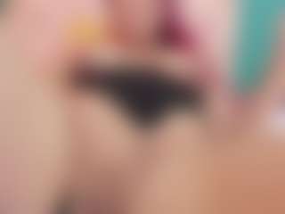 TinnaFlirt1's Live Sex Cam Show