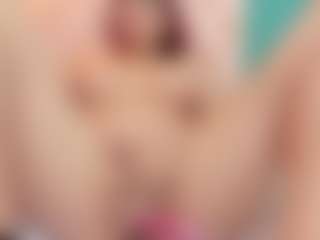 Live cam show with TinnaFlirt1 - Red Hair Amateur on Milf Play