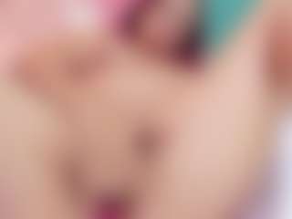 Live cam show with TinnaFlirt1 - Red Hair Amateur on MyBangCams