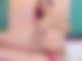 Live cam show with TinnaFlirt1 - Red Hair Blowjob on TastyBlacksLive