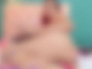 TinnaFlirt1's Live Sex Cam Show