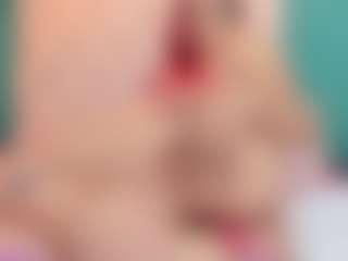 Live cam show with TinnaFlirt1 - Spank Red Hair on SinfulBabes