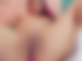 TinnaFlirt1's Live Sex Cam Show