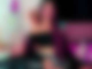 Live-Cam-Show mit BLOOM222 - Tattoos auf Camsoda