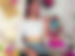 Live cam show with BLOOM222 - Smoking on Gym Cam Girls