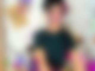BLOOM222's Live Sex Cam Show