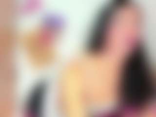BLOOM222's Live Sex Cam Show