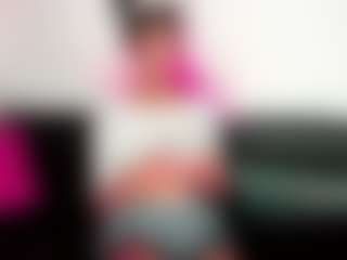 BLOOM222's Live Sex Cam Show
