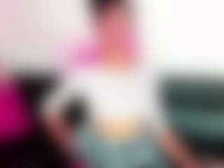 Live cam show with BLOOM222 - Tease on liverealitysex.com