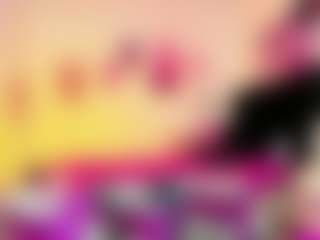 Live cam show with BLOOM222 - Tease on Camsoda