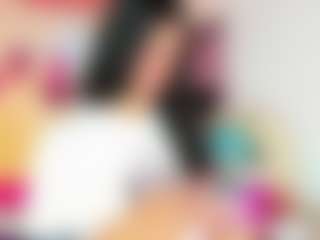 Live cam show with BLOOM222 - Tease on Camsoda