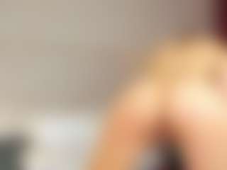 Live cam show with Er1ka - Blonde Hair on hotwifechat.live