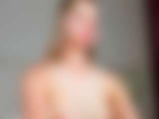 Live cam show with Er1ka - Solo on Camsoda