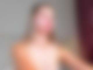 Live cam show with Er1ka - Public on Uber Horny