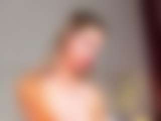 Live cam show with Er1ka - Shaved on TeamSkeetLive