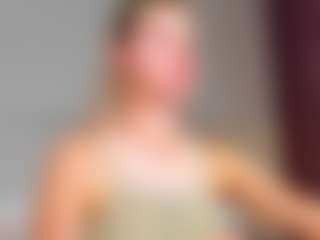Live cam show with Er1ka - Fingers on crypto-cams