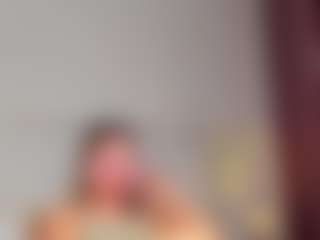 Live cam show with Er1ka - Blonde Hair Amateur on CamSodaAdn