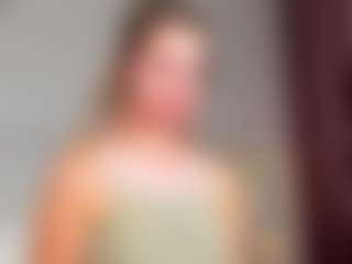 Live cam show with Er1ka - Shaved on CamSodaAdn