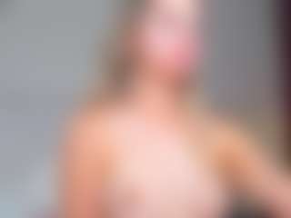 Live cam show with Er1ka - Blonde Hair on Free Soda