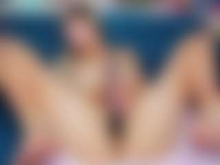 Live cam show with Er1ka - Public on hrnylive.com