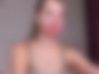 Live cam show with Er1ka - Fuck on fapnchat