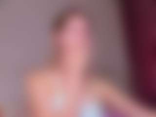 Live cam show with Er1ka - Athletic on googirlz