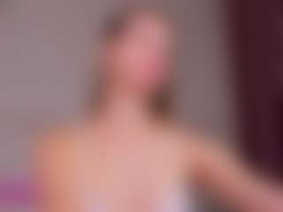 Live cam show with Er1ka - Athletic Fetish on hotwifechat.live