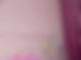 Live cam show with Er1ka - Normal on StripNow
