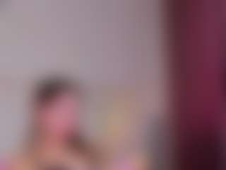 Live cam show with Er1ka - Brown Eyes Blonde Hair on Hubzter Live