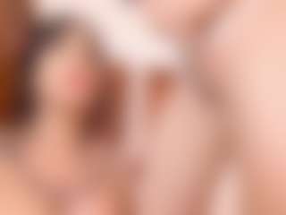 Camilayisabella's Live Sex Cam Show