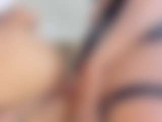 Camilayisabella's Live Sex Cam Show