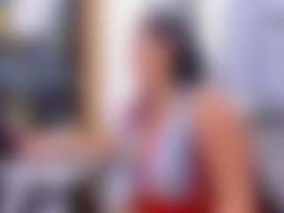 Melissa Cortes MILF webcam performer live streaming