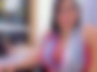 Melissa Cortes MILF webcam performer live streaming