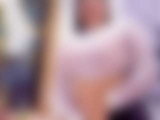 Live cam show with Melissa Cortes - MILF on CamwithHer