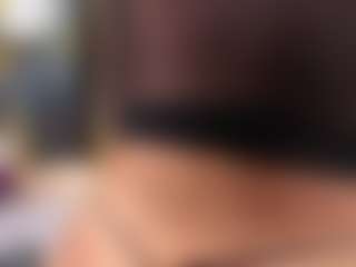 Melissa Cortes MILF webcam performer live streaming